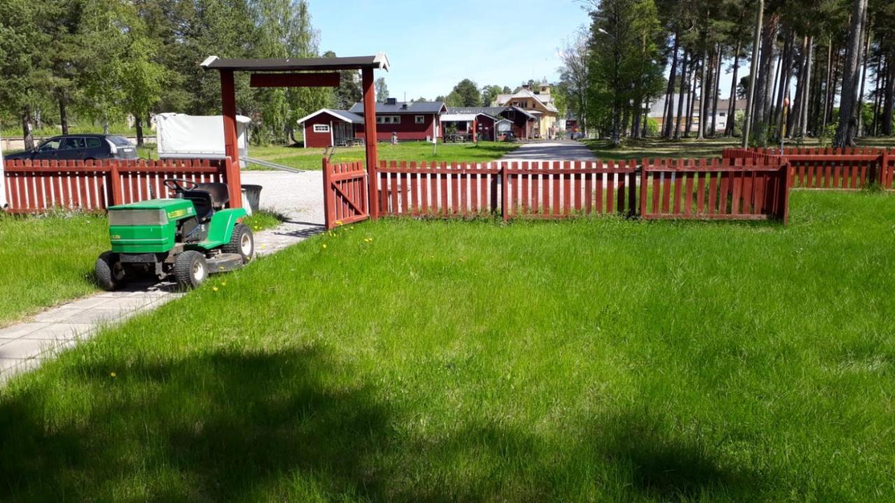 Furudals Vandrarhem Och Sjoecamping エクステリア 写真